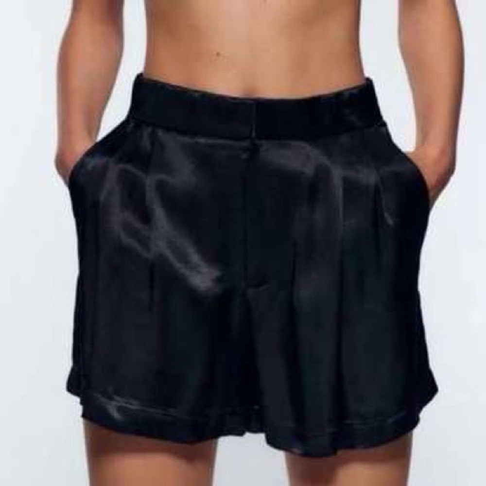 ZARA Black Satin Elastic Waist Shorts- Size XS-‎ EUC- Festival/Party